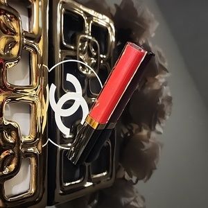 Chanel Rouge Coco Gloss
